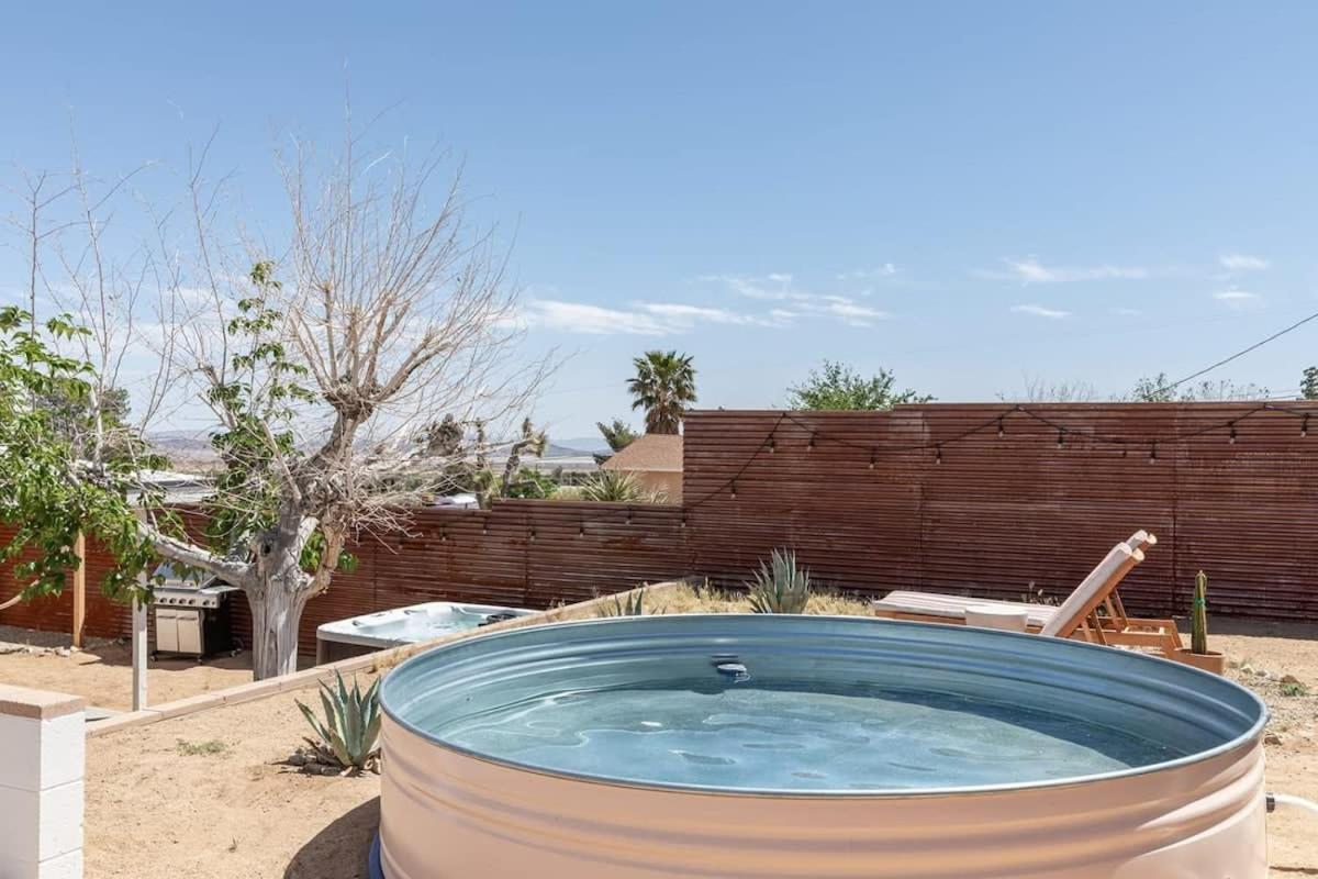 Joshua Tree - Le Tout Petit W Hot Tub エクステリア 写真