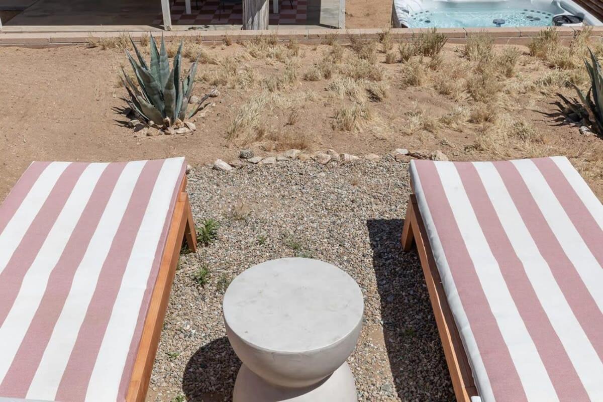 Joshua Tree - Le Tout Petit W Hot Tub エクステリア 写真
