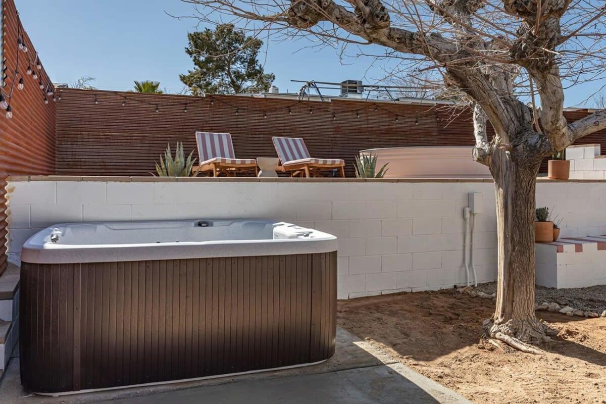 Joshua Tree - Le Tout Petit W Hot Tub エクステリア 写真